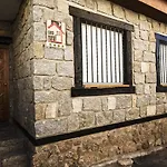 בית נופש Don Mauricio Y Periquines Robledillo