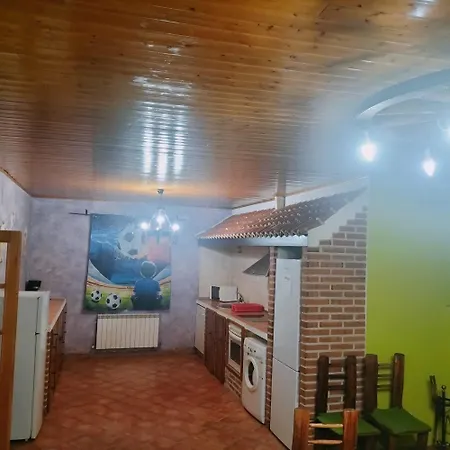 Don Mauricio Y Periquines 別荘 Robledillo