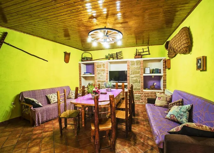 Hébergement de vacances Don Mauricio Y Periquines Robledillo