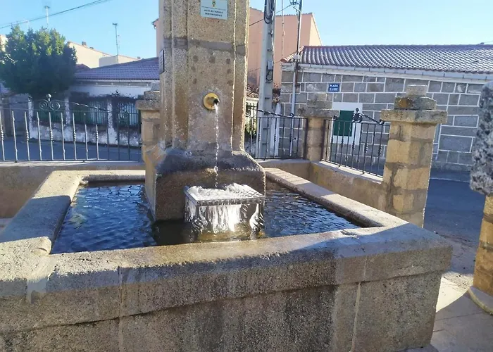 Don Mauricio Y Periquines Robledillo